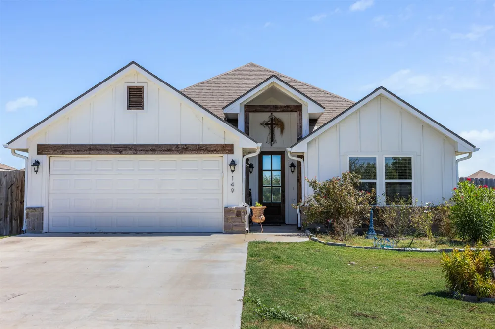 149 Windmill Road Snook, TX 77879