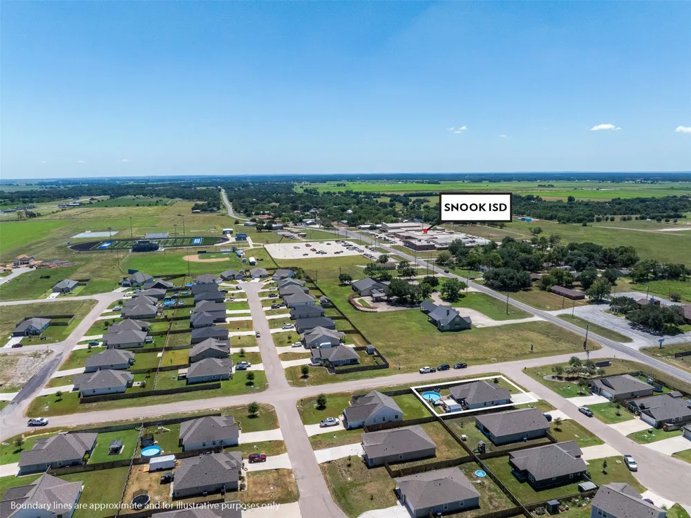 149 Windmill Road Snook, TX 77879