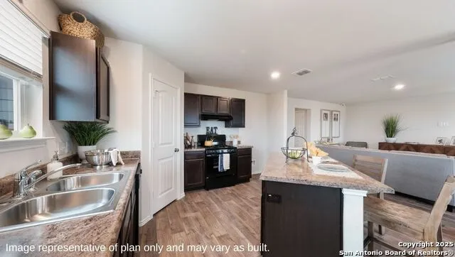 6148 Unakite Trail San Antonio, TX 78253