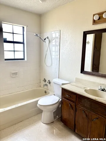 413 W AVENUE X San Angelo, TX 76903