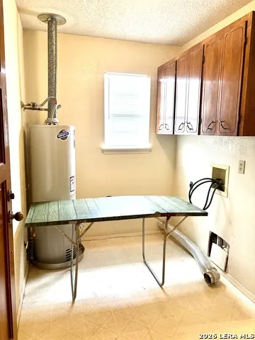413 W AVENUE X San Angelo, TX 76903