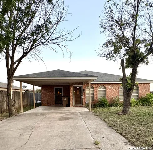 413 W AVENUE X San Angelo, TX 76903