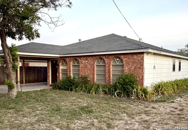 413 W AVENUE X San Angelo, TX 76903