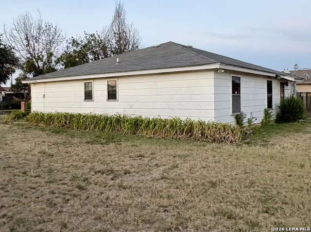 413 W AVENUE X San Angelo, TX 76903