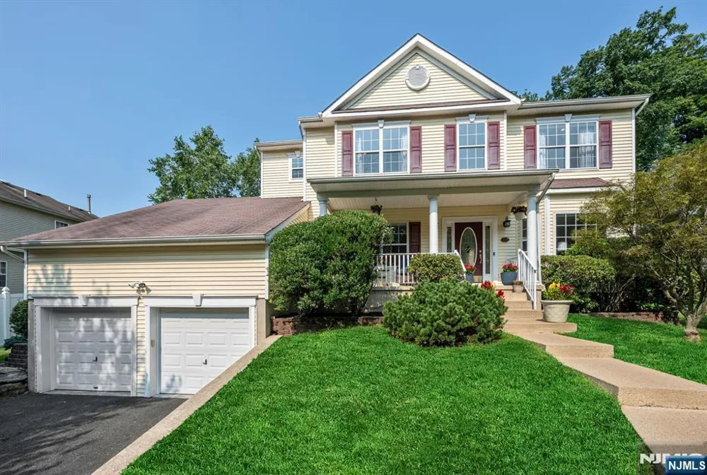 602 Skyline Drive Jefferson Township, NJ 07849