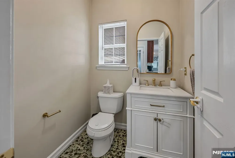 602 Skyline Drive Jefferson Township, NJ 07849