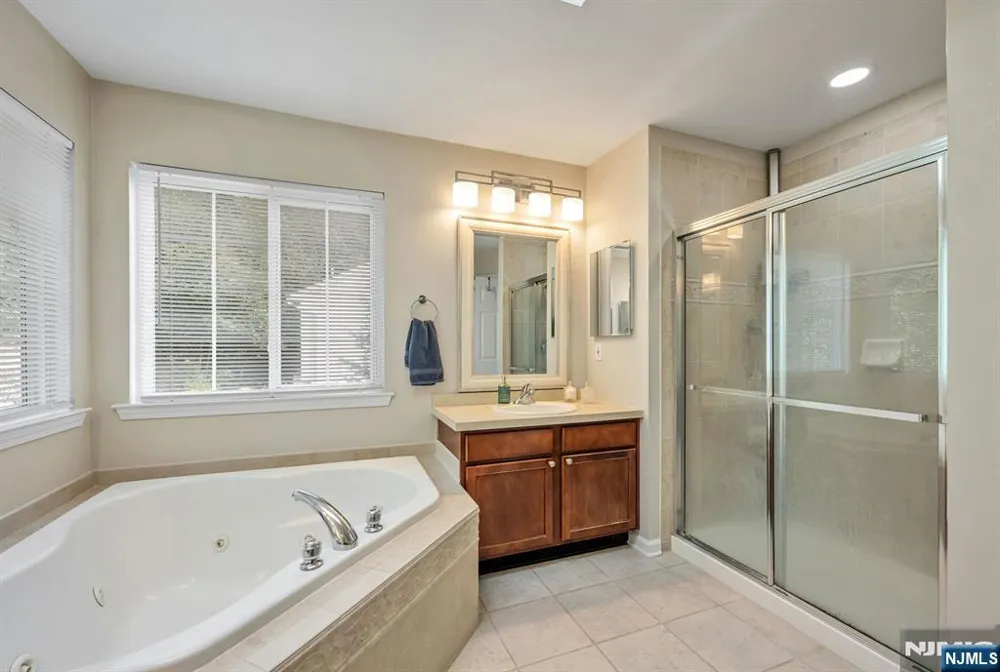 602 Skyline Drive Jefferson Township, NJ 07849