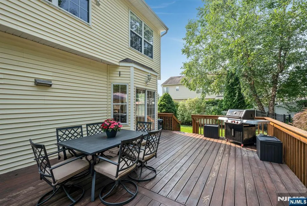 602 Skyline Drive Jefferson Township, NJ 07849