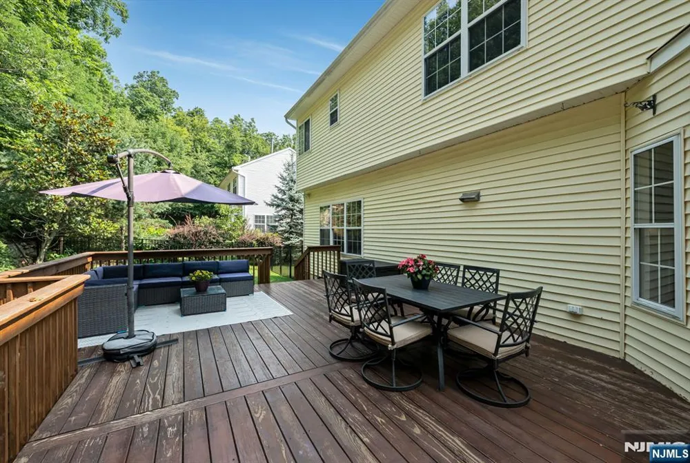 602 Skyline Drive Jefferson Township, NJ 07849
