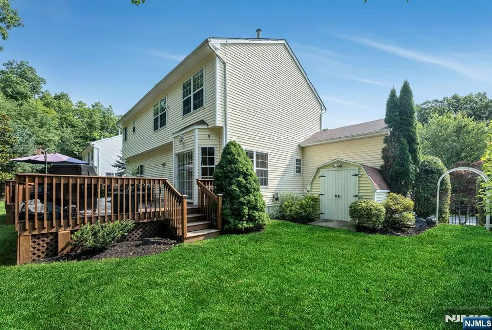 602 Skyline Drive Jefferson Township, NJ 07849