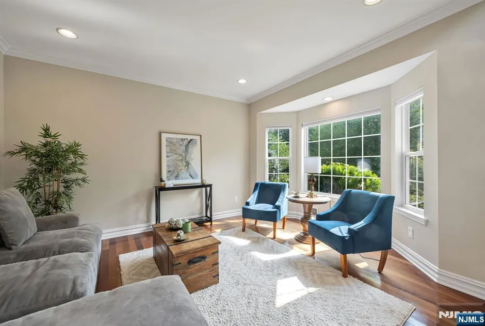 602 Skyline Drive Jefferson Township, NJ 07849