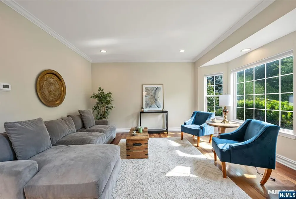 602 Skyline Drive Jefferson Township, NJ 07849