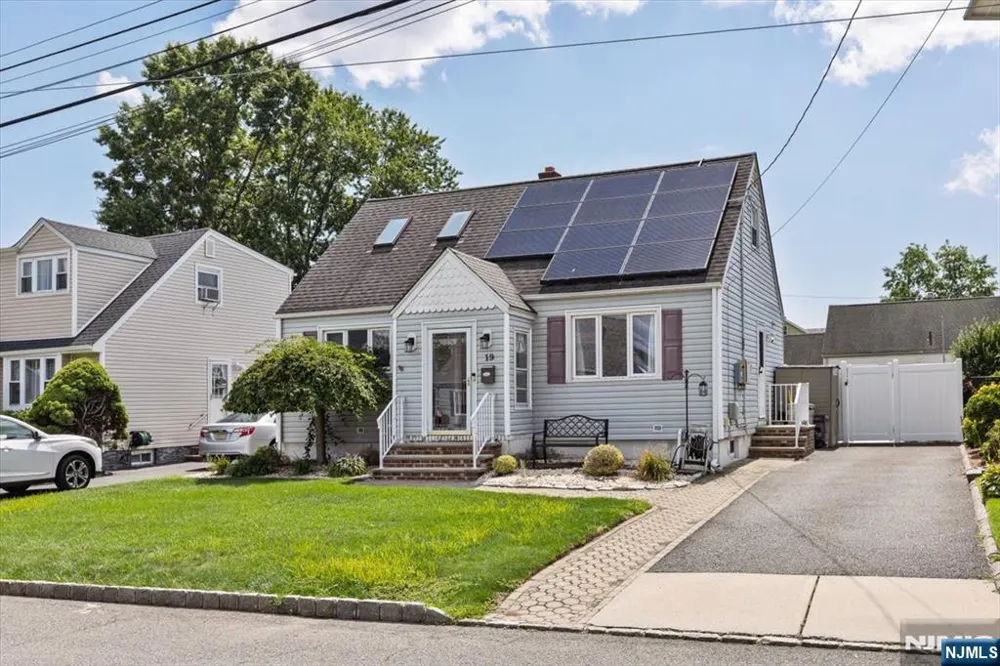 19 Overhill Road Belleville, NJ 07109