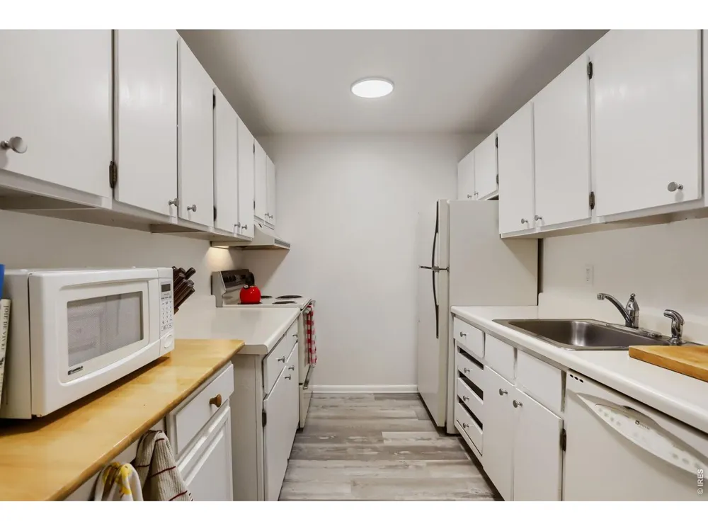 500 Mohawk Drive #202 Boulder, CO 80303