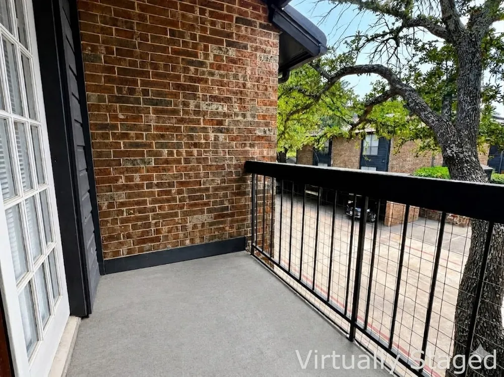 7525 Holly Hill Drive #10 Dallas, TX 75231