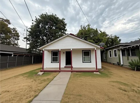 2738 Lawrence Street