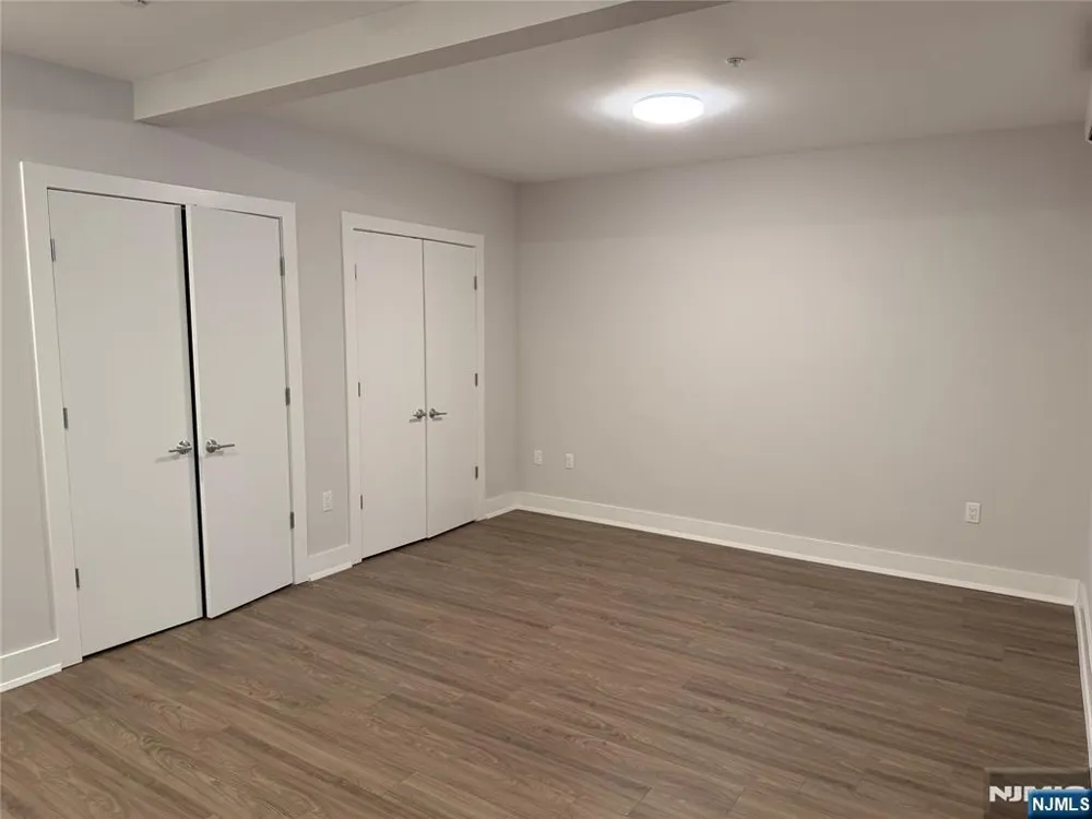 1685 Bergen Boulevard 501 Fort Lee, NJ 07024