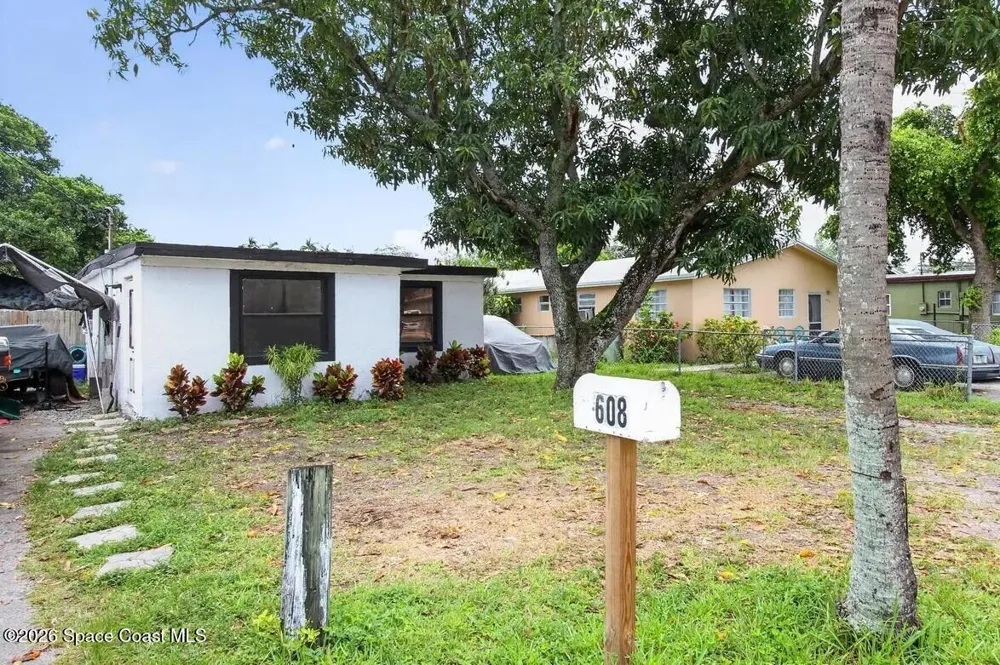 608 NW 15th Avenue Pompano Beach, FL 33069