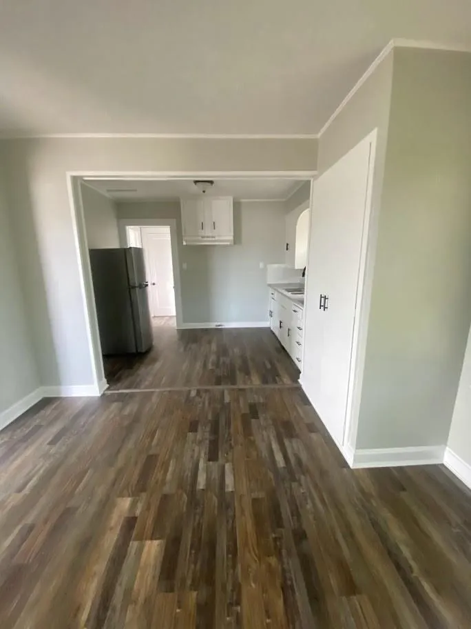 607 S Main Street #B Baytown, TX 77520
