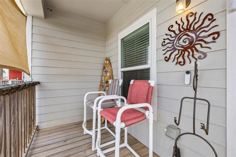 710 35th Street Galveston, TX 77550