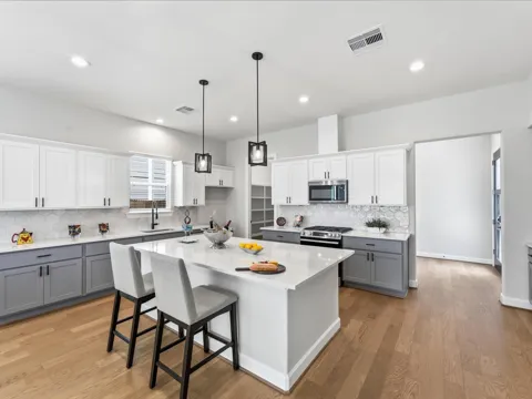 7208 Shadyvilla Lane