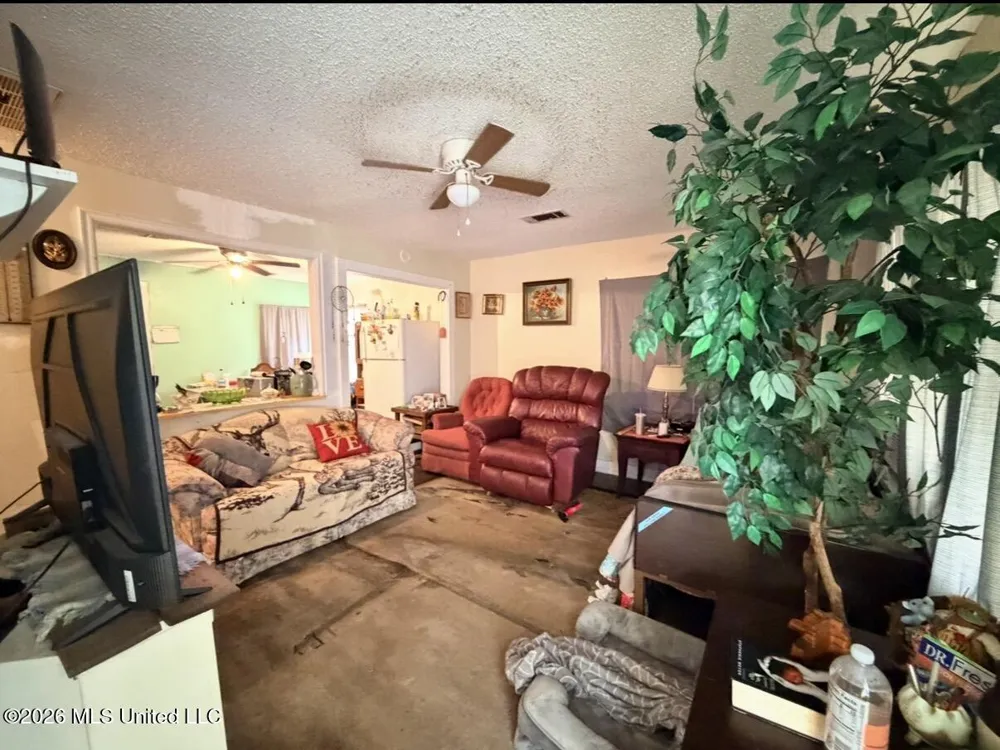 1615 41st Avenue Gulfport, MS 39501