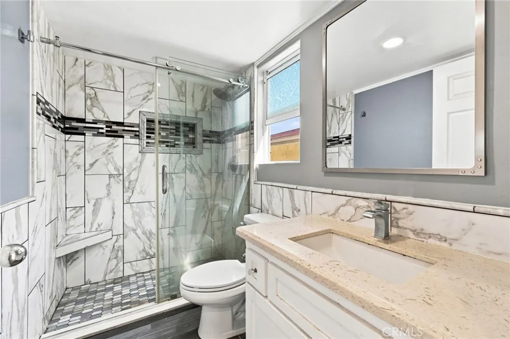 1209 Huntington Street Huntington Beach, CA 92648
