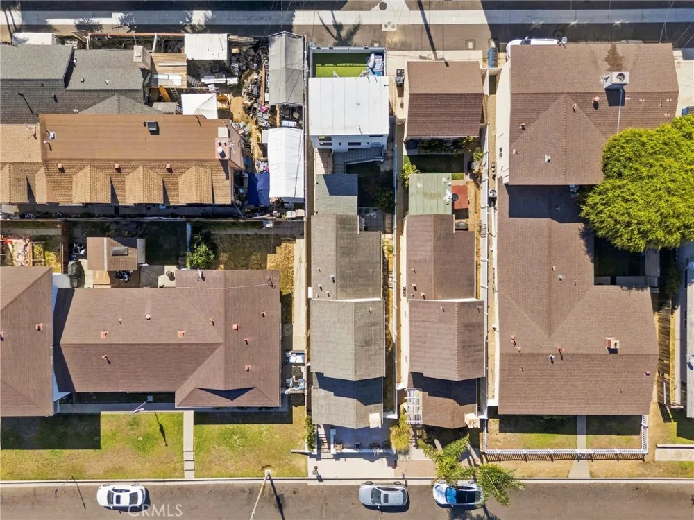 1209 Huntington Street Huntington Beach, CA 92648