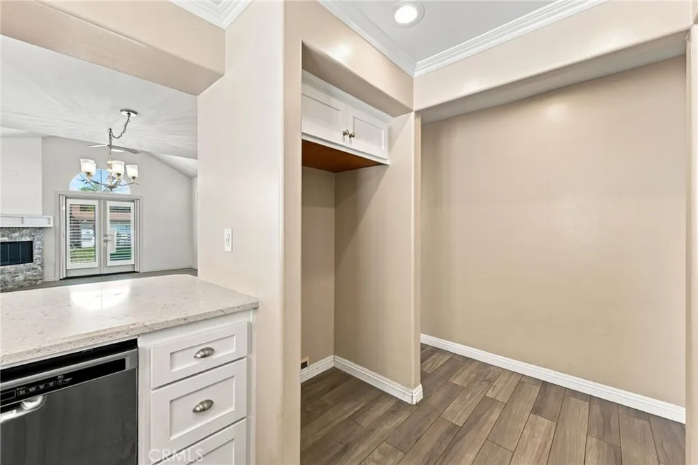 1209 Huntington Street Huntington Beach, CA 92648