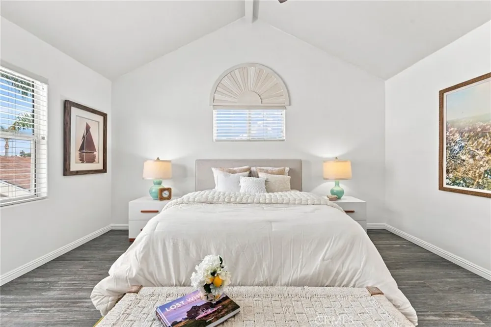 1209 Huntington Street Huntington Beach, CA 92648