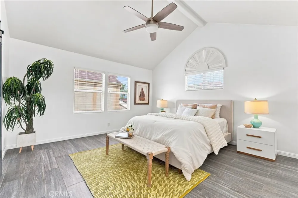 1209 Huntington Street Huntington Beach, CA 92648