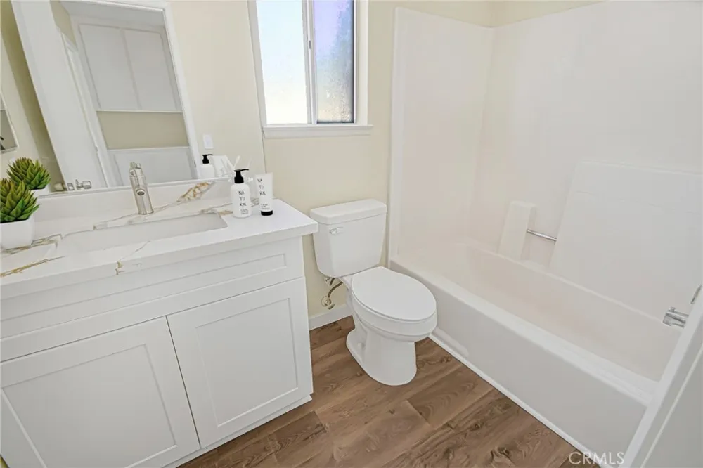 28041 Concord Avenue Castaic, CA 91384
