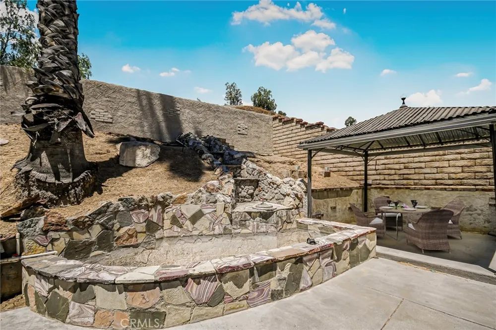 28041 Concord Avenue Castaic, CA 91384