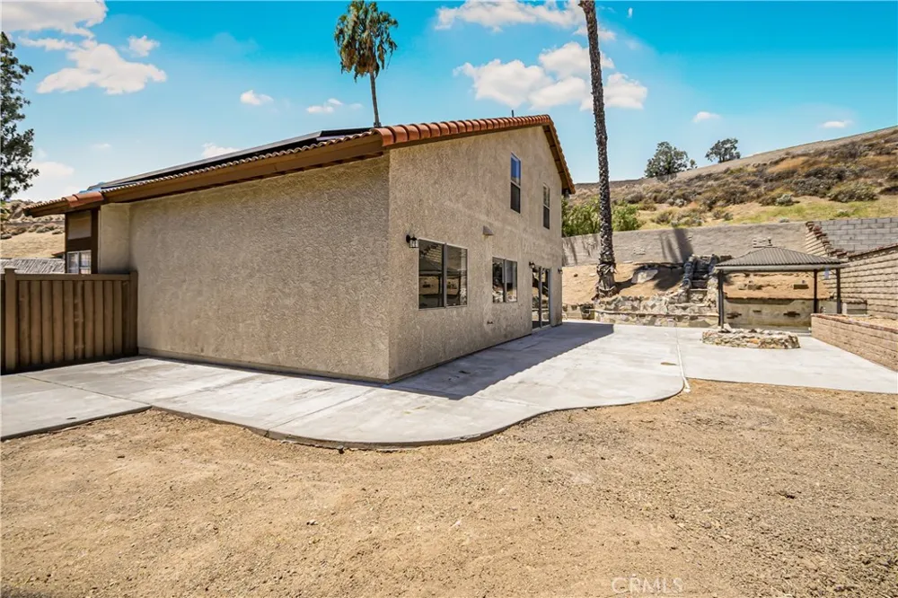28041 Concord Avenue Castaic, CA 91384