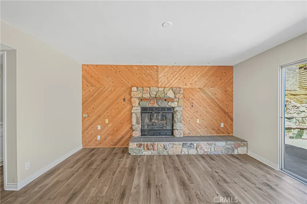 28041 Concord Avenue Castaic, CA 91384