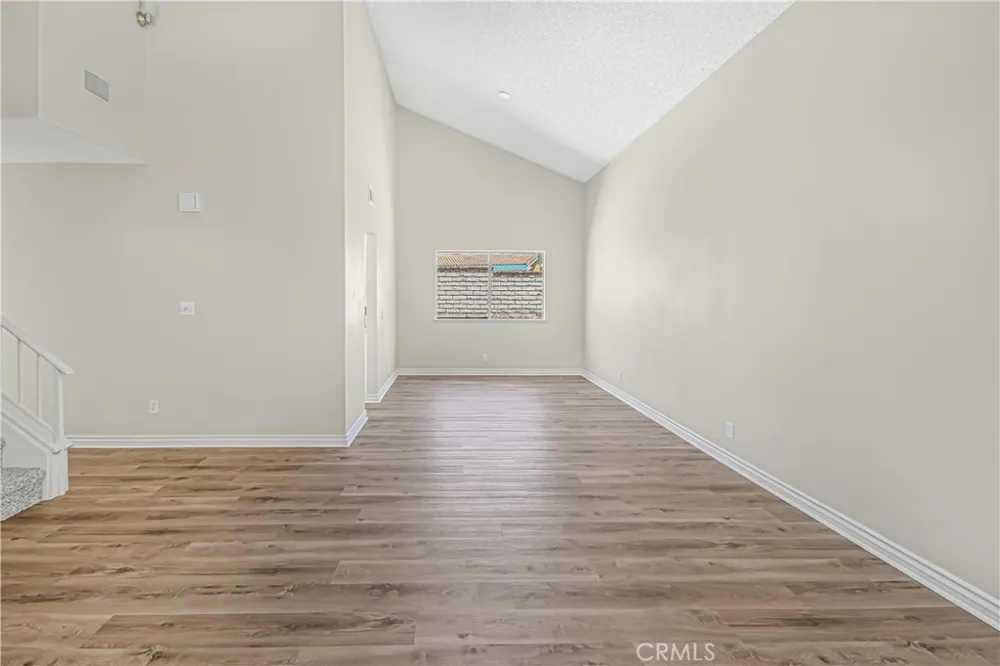 28041 Concord Avenue Castaic, CA 91384