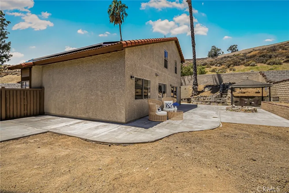 28041 Concord Avenue Castaic, CA 91384