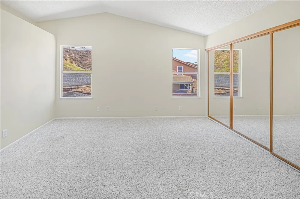 28041 Concord Avenue Castaic, CA 91384