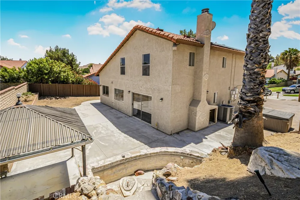 28041 Concord Avenue Castaic, CA 91384
