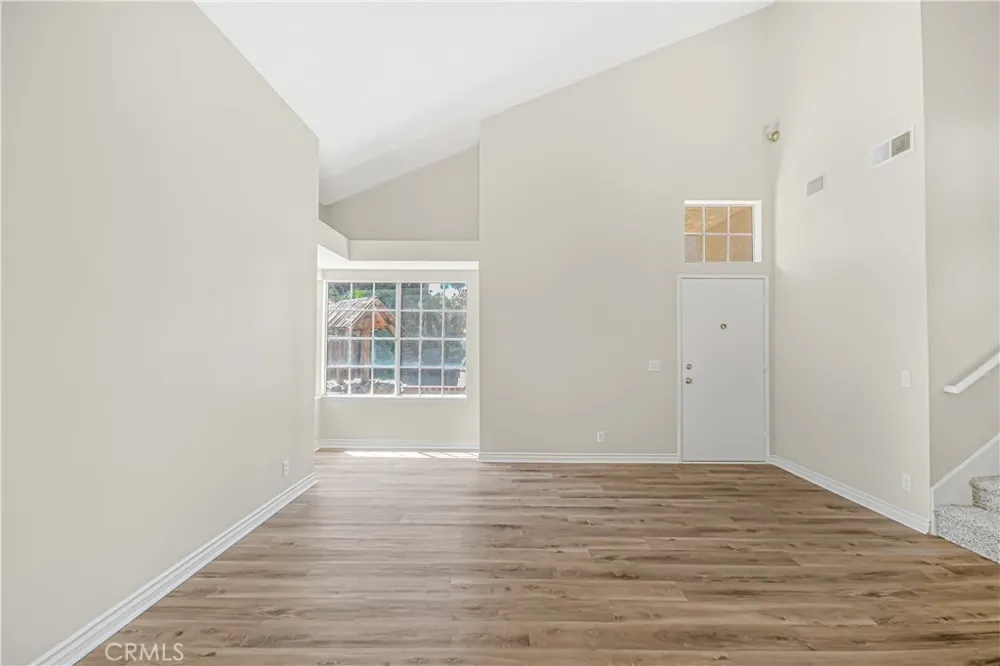 28041 Concord Avenue Castaic, CA 91384