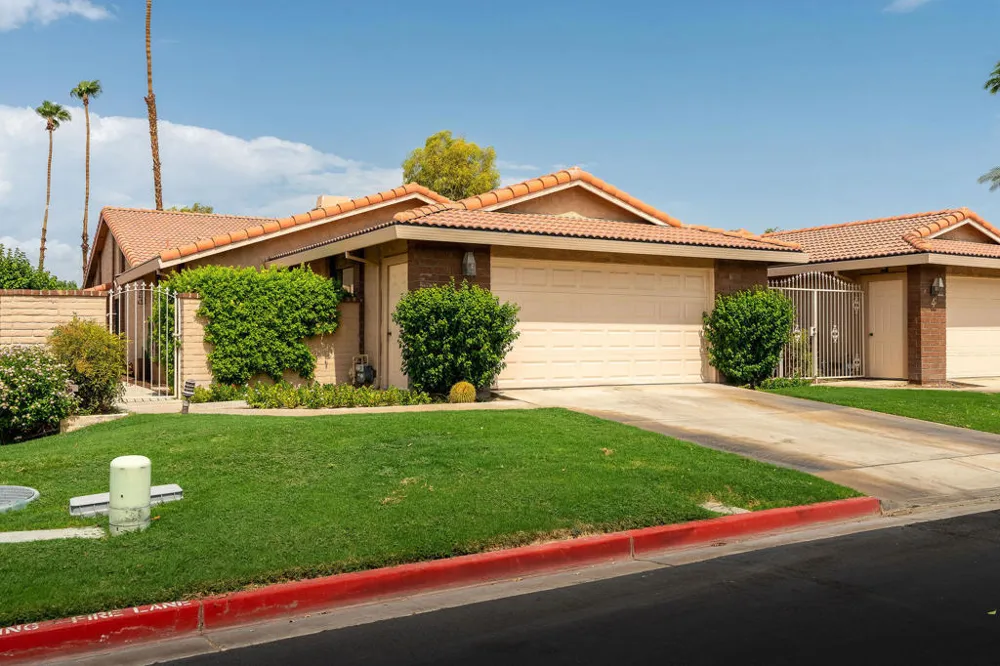 6 Joya Drive Palm Desert, CA 92260