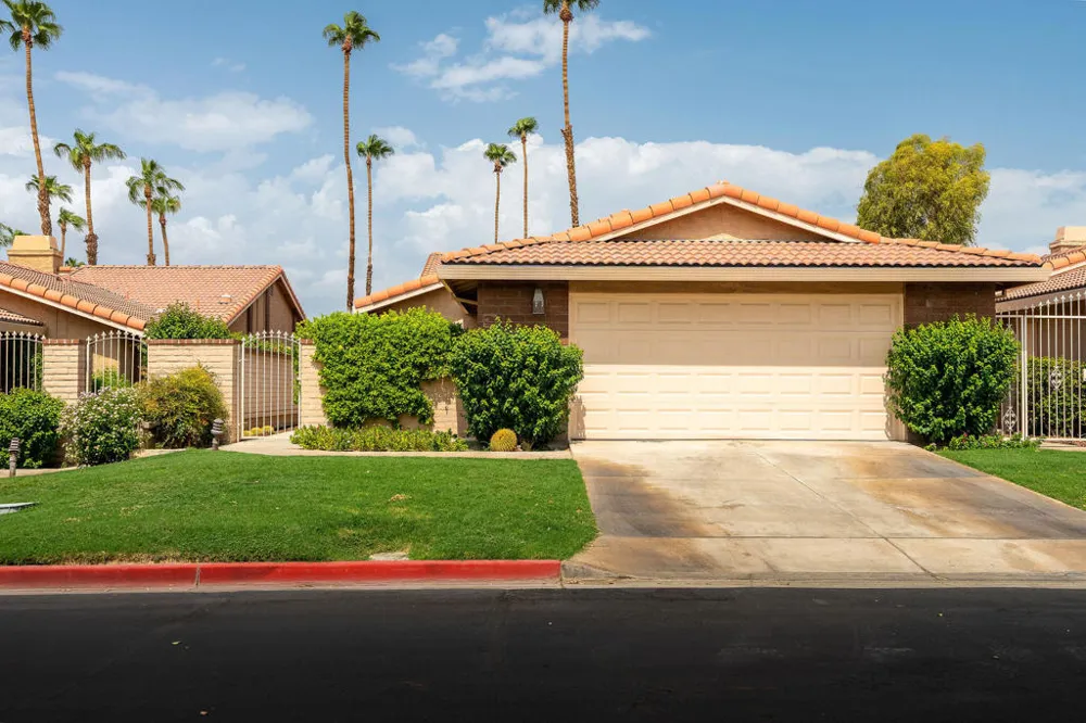 6 Joya Drive Palm Desert, CA 92260