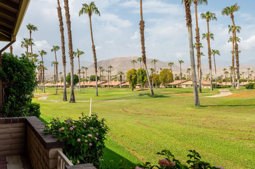 6 Joya Drive Palm Desert, CA 92260
