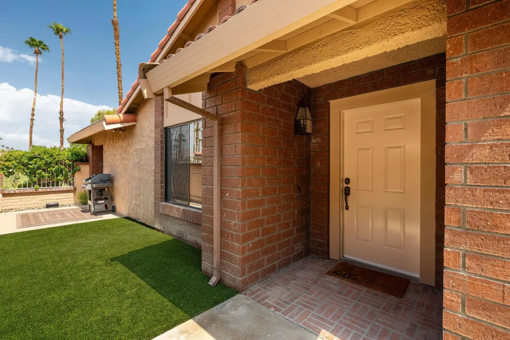 6 Joya Drive Palm Desert, CA 92260