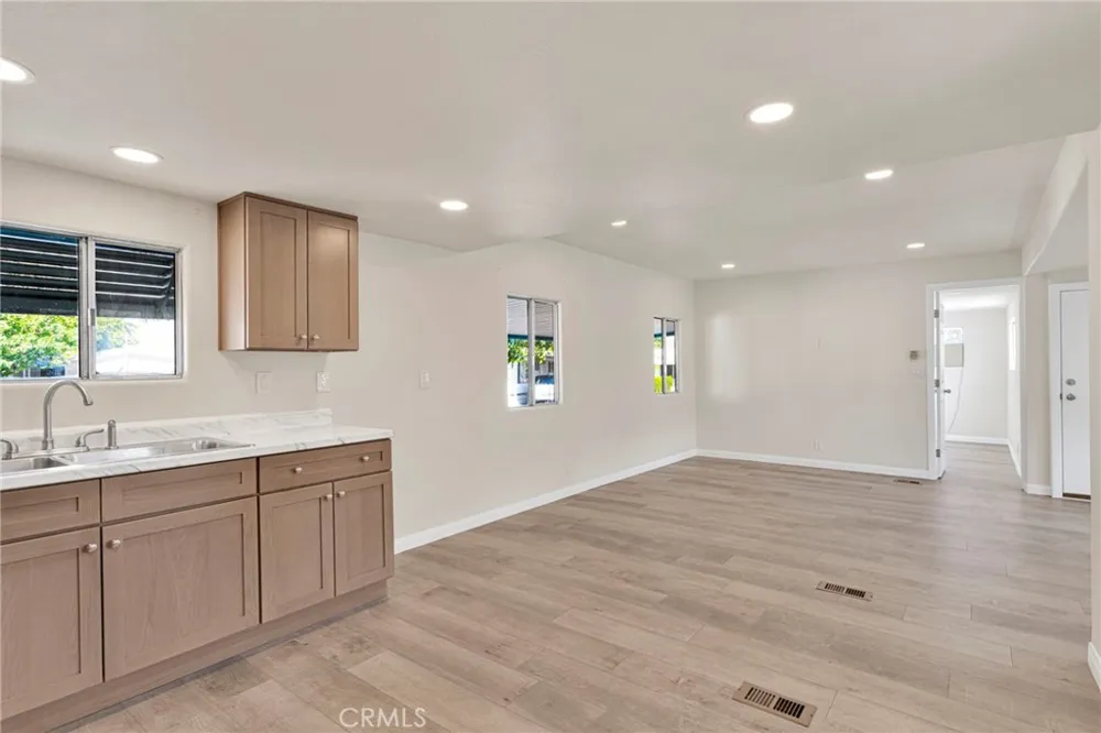 9241 C AVENUE Hesperia, CA 92345
