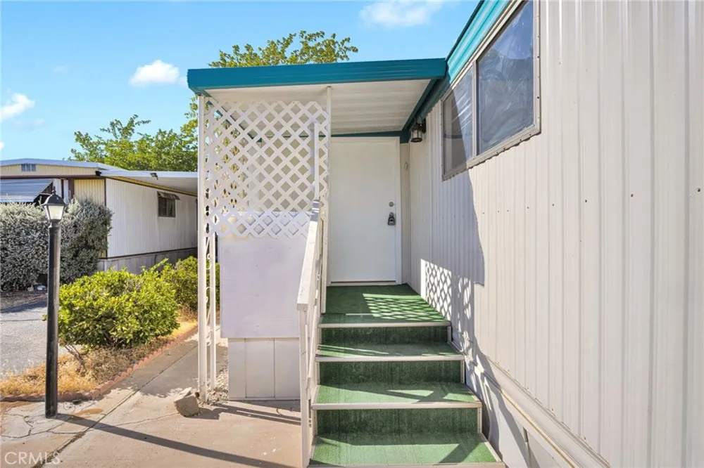 9241 C AVENUE Hesperia, CA 92345