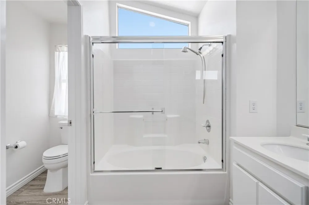 44509 21st E Lancaster, CA 93535