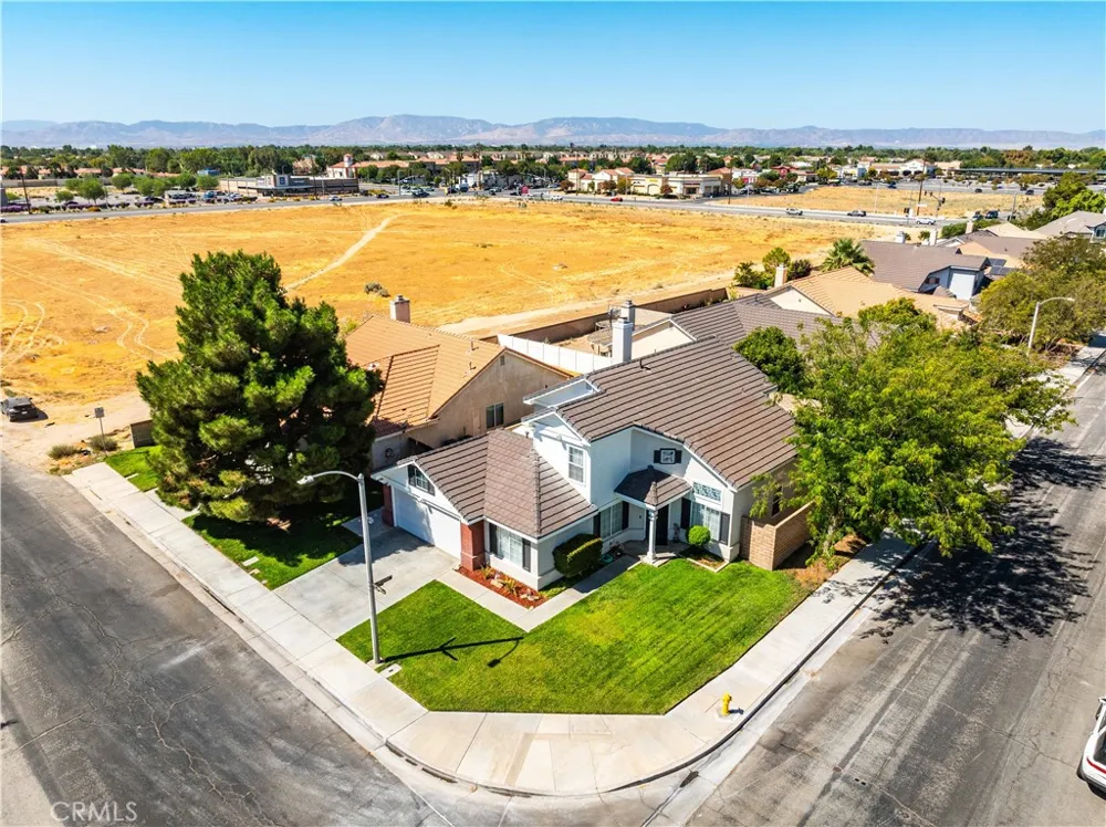 44509 21st E Lancaster, CA 93535