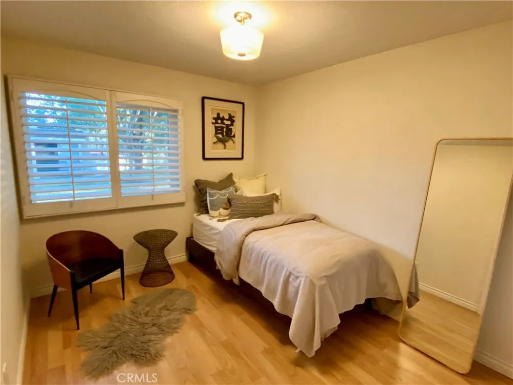 22521 Caminito Esteban #23 Laguna Hills, CA 92653