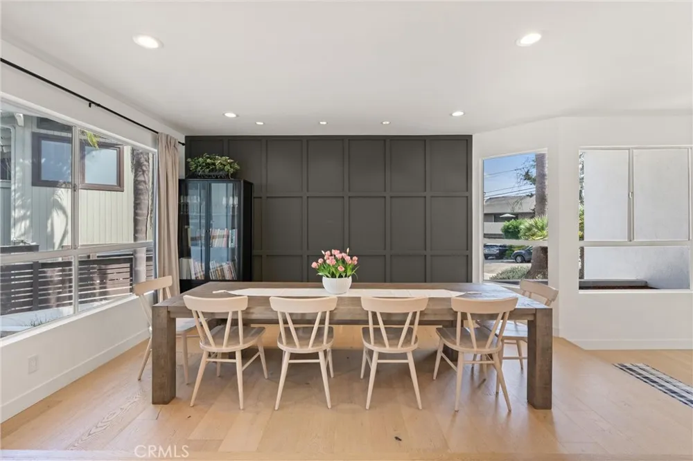 845 11th Manhattan Beach, CA 90266